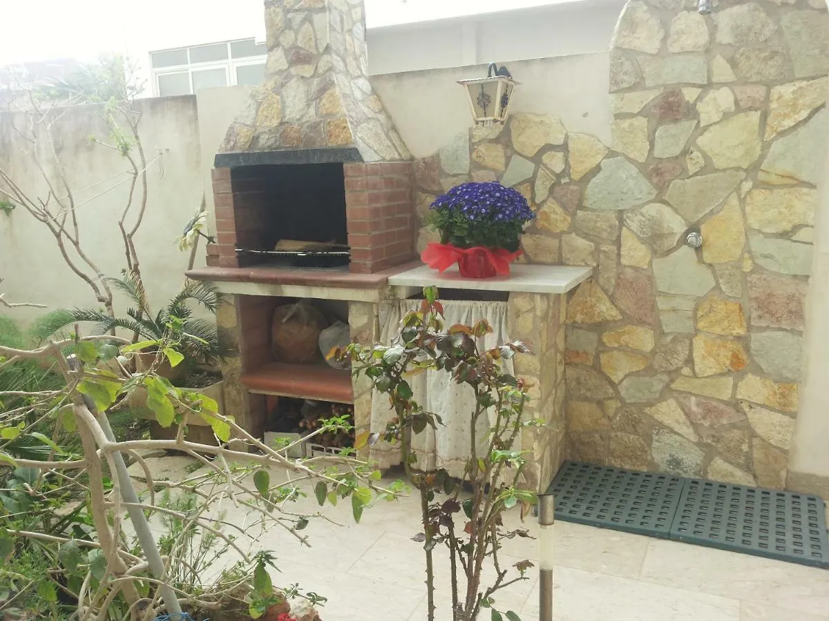 Apartament Giardino Fiorito Trapani 0*,